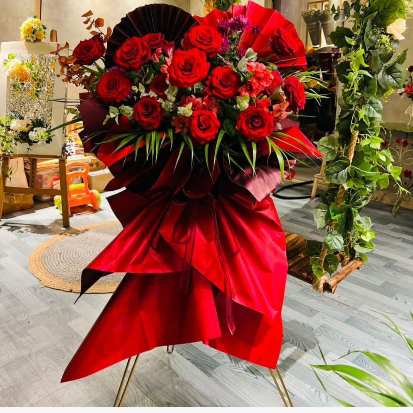 Crimson Elegance Stand