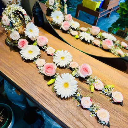 Daisy Blush Garland